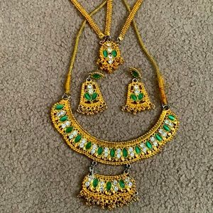 Green and Gold Full Indian Jewelry Set